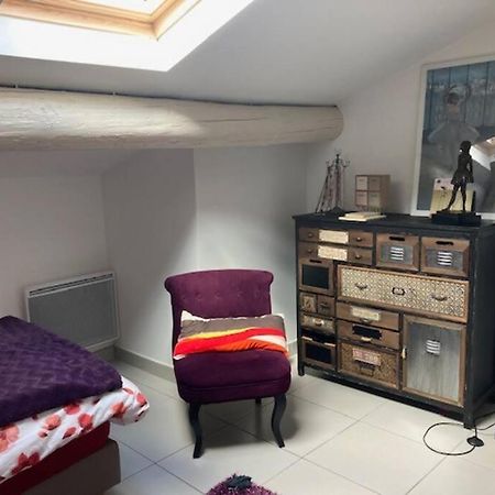Loft Au Coeur De Nimes Apartment Exterior photo