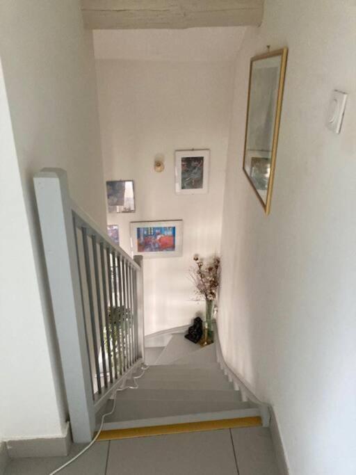 Loft Au Coeur De Nimes Apartment Exterior photo